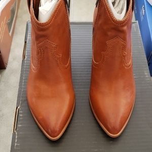 Frye Reina Bootie